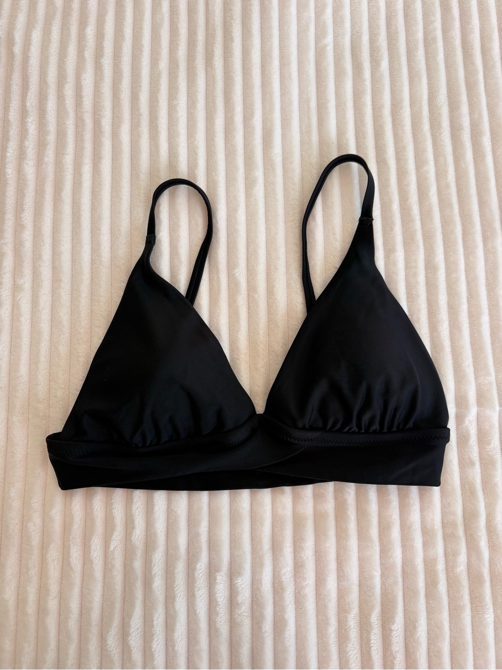Aerie Black Triangle Bikini Top Size M